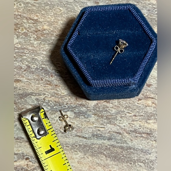 10K Gold And CZ Stud Earrings - Picture 5 of 15